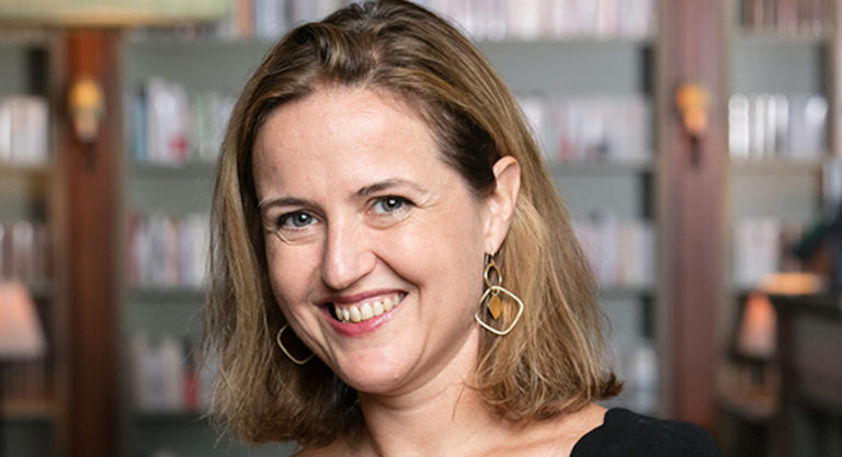 Révolution Bilingue, ép.9, avec Bénédicte de Montlaur: “le français, outil stratégique”